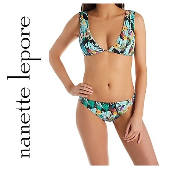 Nanette Lepore Other - Nanette Lepore Bloomin Botanical Heartbreaker 2PC